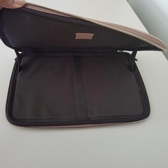 Gucci Bamboo Tablet/Laptop Case - Picture 3 of 9